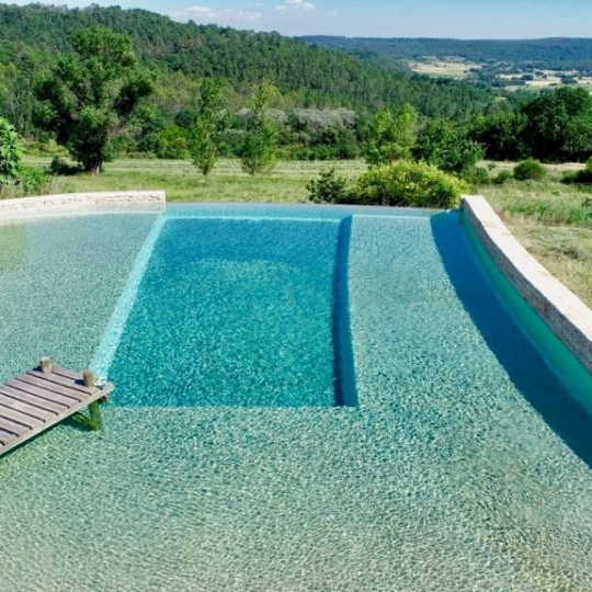  Midimas Immo : Domaines / Propriétés | GOUDARGUES (30630) | 300 m2 | 2 808 000 € 