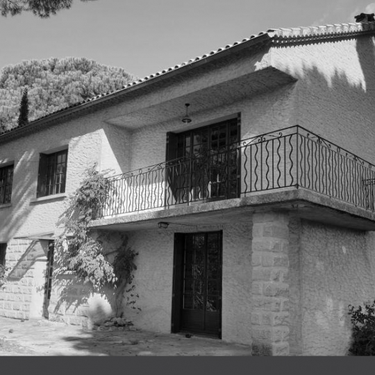  Midimas Immo : House | BAGNOLS-SUR-CEZE (30200) | 94 m2 | 239 900 € 