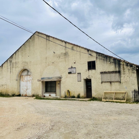 Midimas Immo : Building | BAGNOLS-SUR-CEZE (30200) | 850.00m2 | 269 000 € 