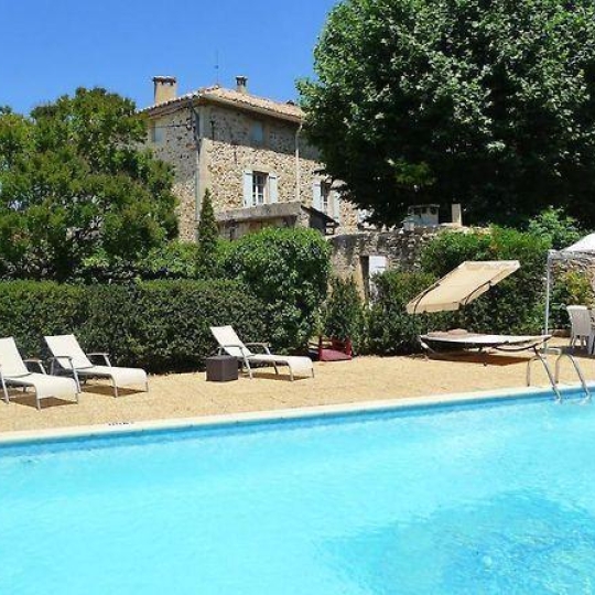  Midimas Immo : Domaines / Propriétés | UZES (30700) | 630 m2 | 1 138 000 € 