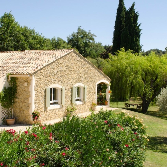  Midimas Immo : Domaines / Propriétés | GOUDARGUES (30630) | 188 m2 | 625 000 € 