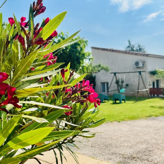  Midimas Immo : Domaines / Propriétés | VALLON-PONT-D'ARC (07150) | 719 m2 | 1 040 000 € 