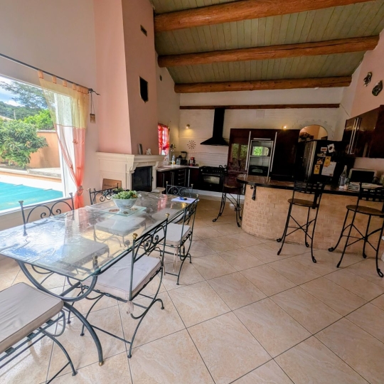  Midimas Immo : Maison / Villa | TRESQUES (30330) | 240 m2 | 609 000 € 