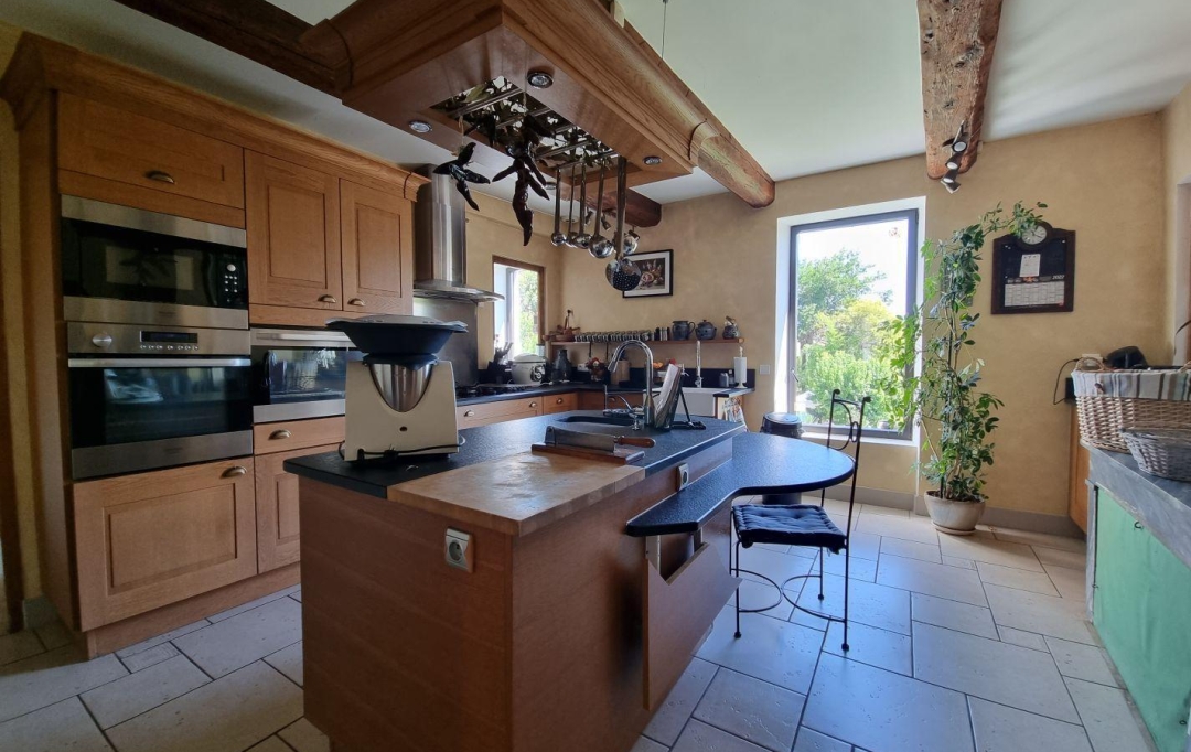 Midimas Immo : Domaines / Propriétés | GOUDARGUES (30630) | 289 m2 | 699 000 € 