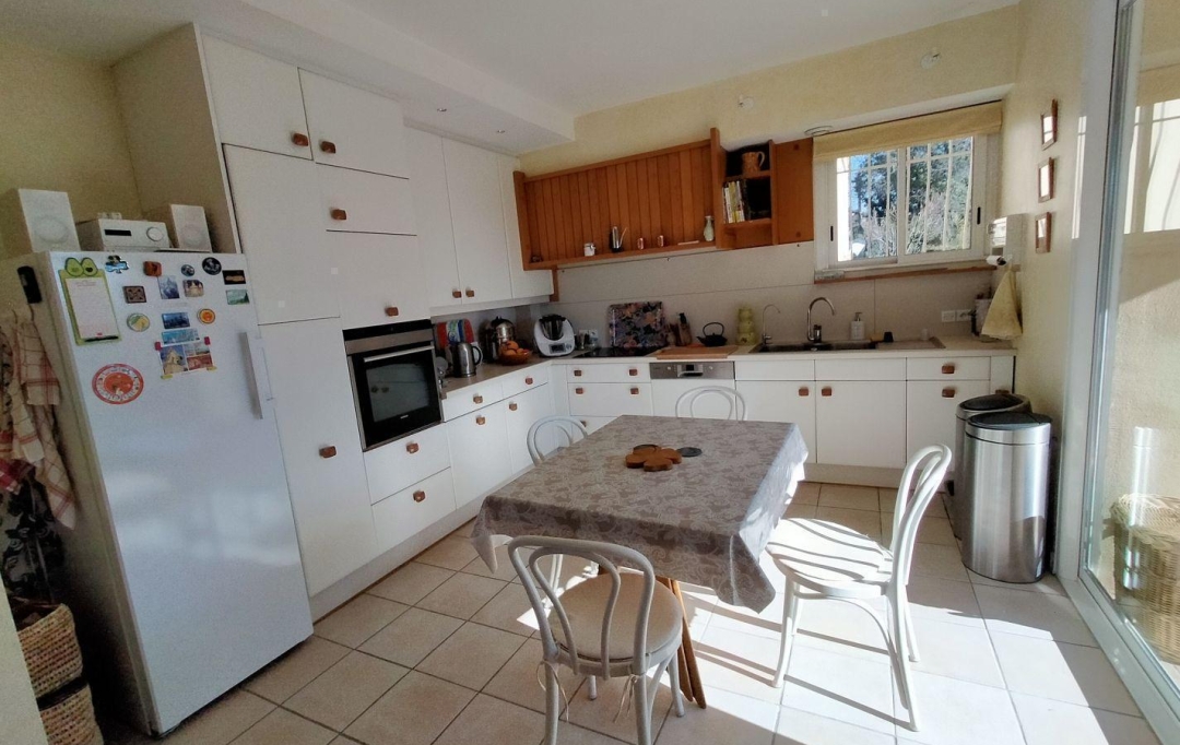 Midimas Immo : Maison / Villa | BAGNOLS-SUR-CEZE (30200) | 130 m2 | 339 200 € 