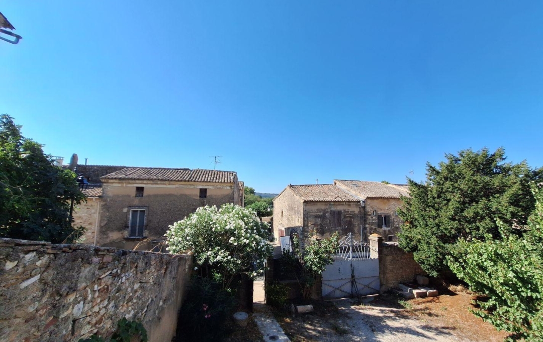 Midimas Immo : House | UZES (30700) | 300 m2 | 237 000 € 