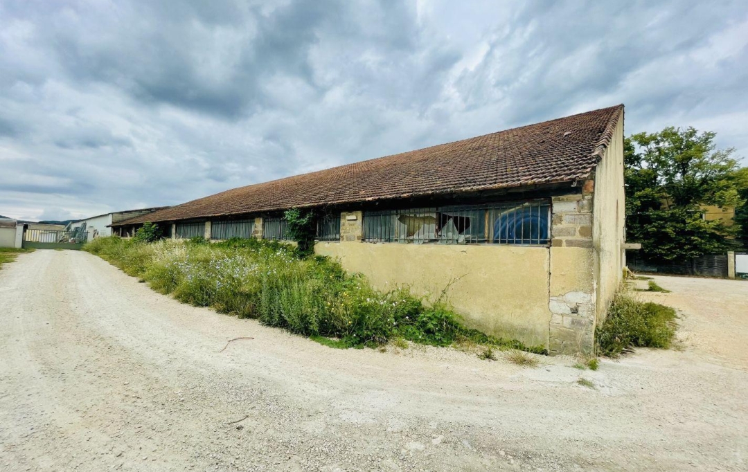 Midimas Immo : Immeuble | BAGNOLS-SUR-CEZE (30200) | 850 m2 | 269 000 € 