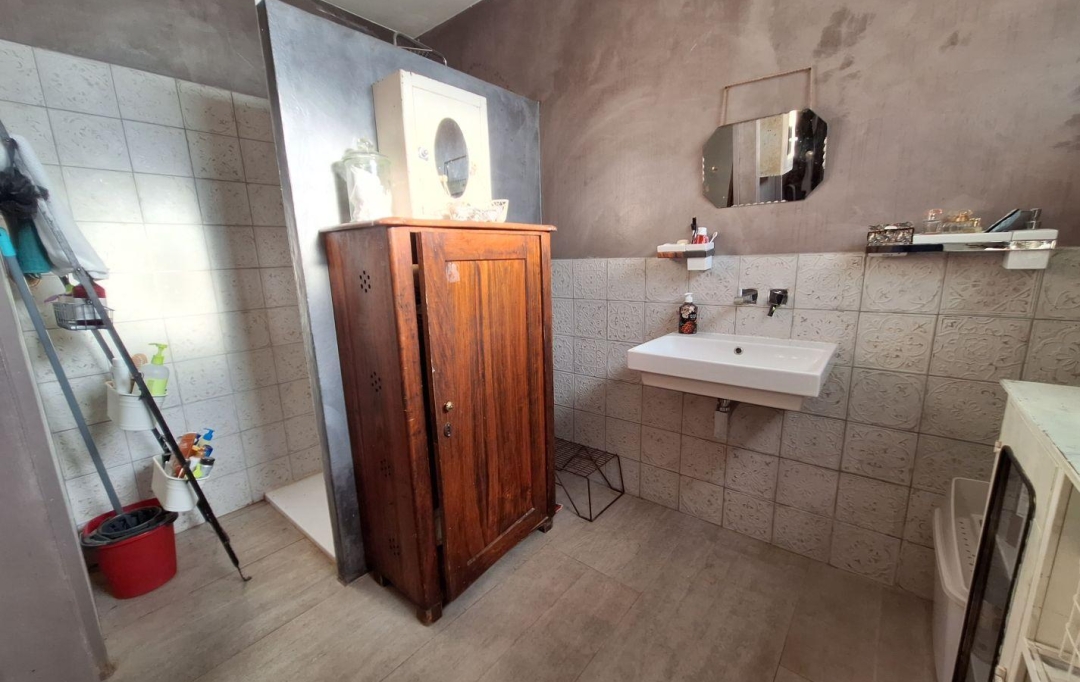 Midimas Immo : Maison / Villa | BAGNOLS-SUR-CEZE (30200) | 143 m2 | 319 000 € 