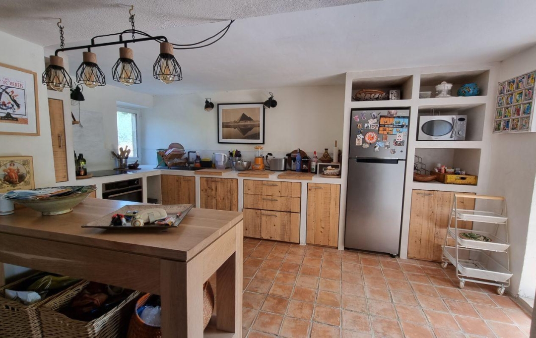 Midimas Immo : Domaines / Propriétés | GOUDARGUES (30630) | 220 m2 | 799 000 € 