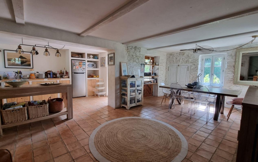 Midimas Immo : Domaines / Propriétés | GOUDARGUES (30630) | 220 m2 | 799 000 € 