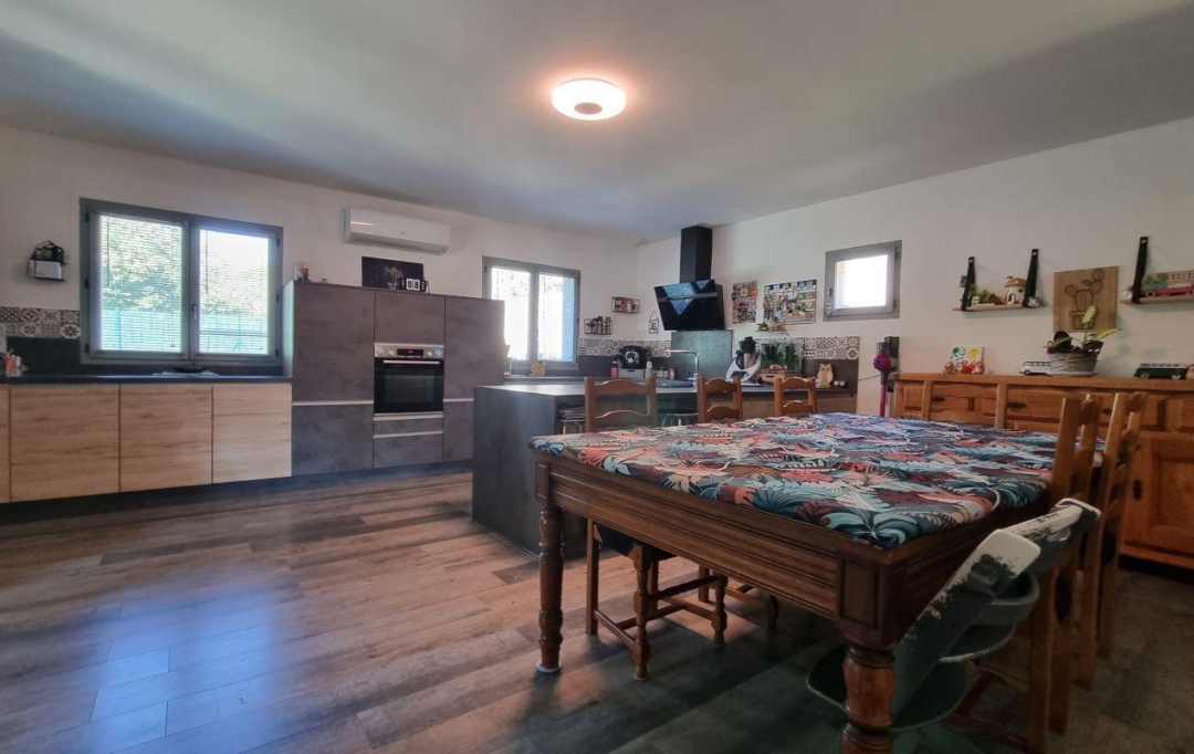 Midimas Immo : Maison / Villa | SAINT-MARTIN-D'ARDECHE (07700) | 180 m2 | 380 000 € 