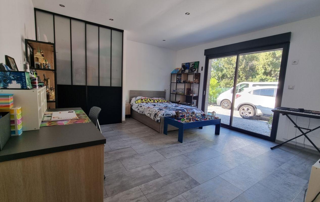 Midimas Immo : Maison / Villa | SAINT-MARTIN-D'ARDECHE (07700) | 180 m2 | 380 000 € 