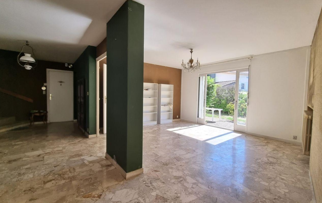 Midimas Immo : Maison / Villa | VILLENEUVE-LES-AVIGNON (30400) | 245 m2 | 700 000 € 