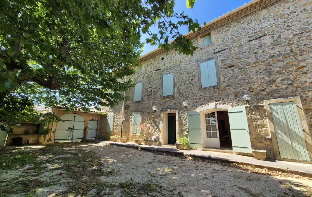 Midimas Immo : Domaines / Propriétés | UZES (30700) | 630 m2 | 1 138 000 € 
