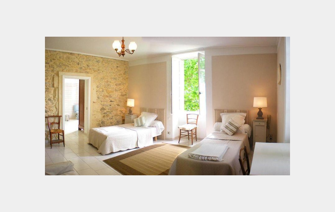 Midimas Immo : Domaines / Propriétés | UZES (30700) | 630 m2 | 1 138 000 € 