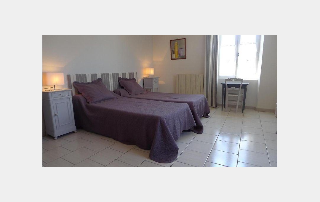 Midimas Immo : Domaines / Propriétés | UZES (30700) | 630 m2 | 1 138 000 € 