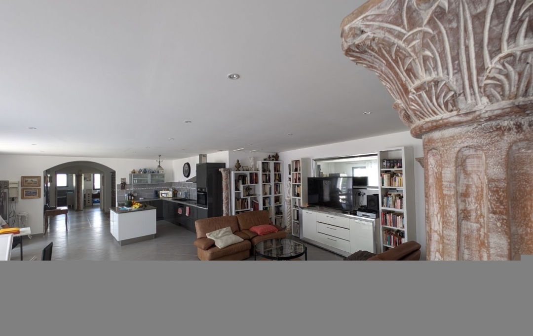 Midimas Immo : Maison / Villa | VILLENEUVE-DE-BERG (07170) | 280 m2 | 399 000 € 