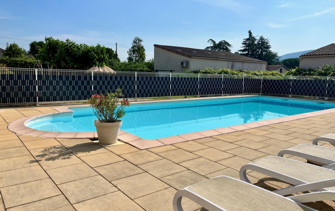 Midimas Immo : Domaines / Propriétés | VALLON-PONT-D'ARC (07150) | 719 m2 | 1 040 000 € 