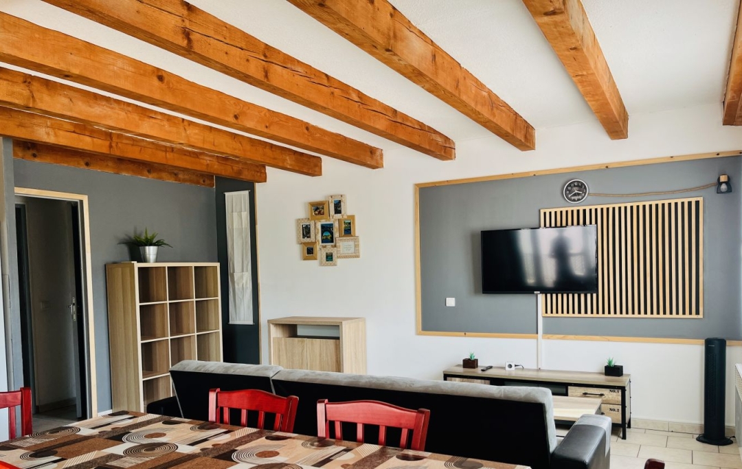 Midimas Immo : Domaines / Propriétés | VALLON-PONT-D'ARC (07150) | 719 m2 | 1 040 000 € 