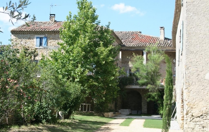 Midimas Immo : Domaines / Propriétés | GOUDARGUES (30630) | 600 m2 | 988 000 € 