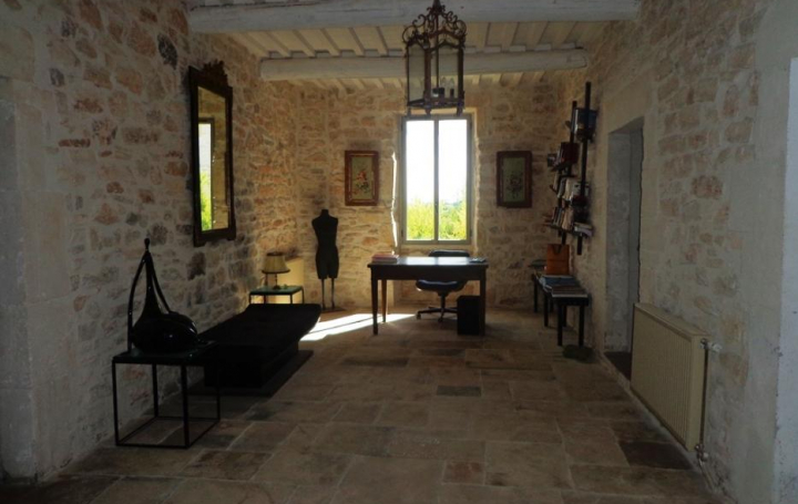 Midimas Immo : Domaines / Propriétés | ISSIRAC (30760) | 800 m2 | 995 000 € 