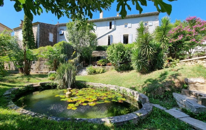 Mas GOUDARGUES 289 m2 699 000 € Mas GOUDARGUES 289 m2 699 000 €