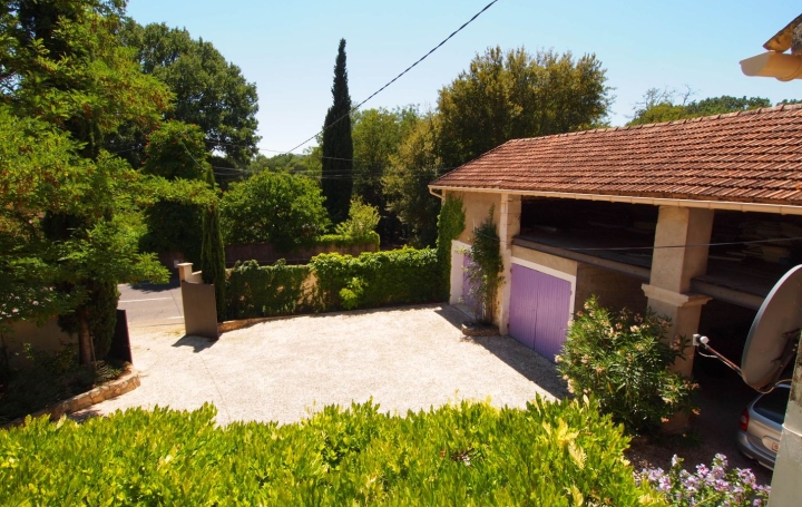 Mas GOUDARGUES 168 m2 371 000 € Mas GOUDARGUES 168 m2 371 000 €